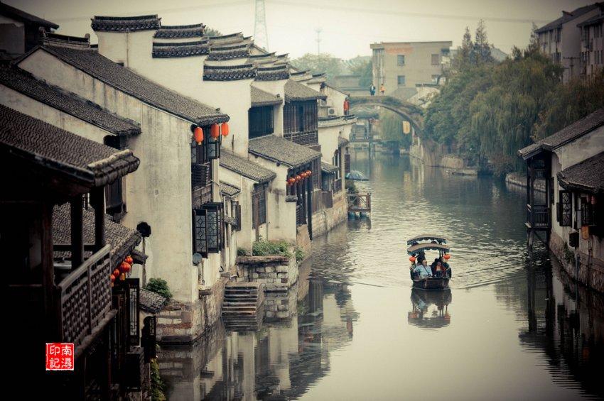 皇冠地下城选关版